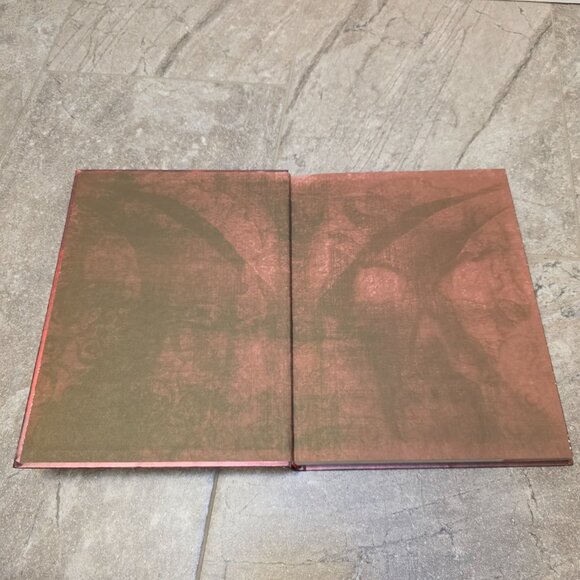 Vampire The Requiem Hardcover World of Darkness White Wolf - Picture 7 of 8